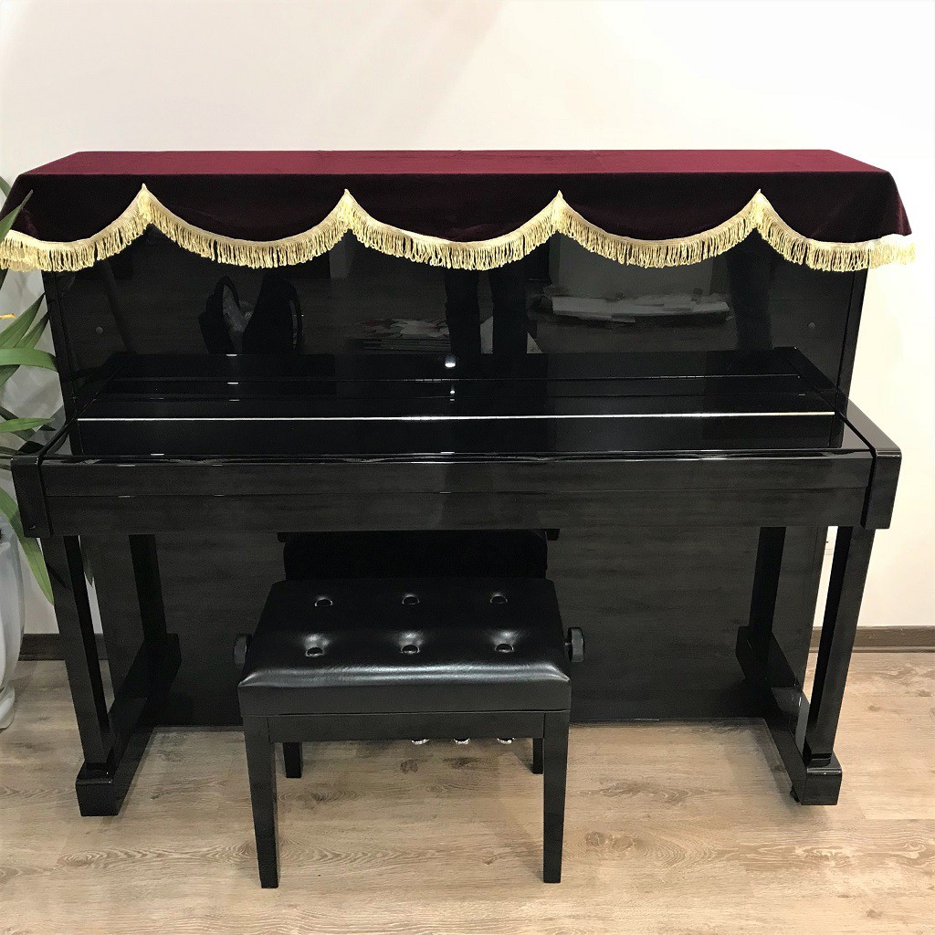 KHĂN PHỦ CHO ĐÀN PIANO MÀU NHUNG ĐỎ SANG TRỌNG (TẶNG KÈM KẸP BẢN NHẠC)