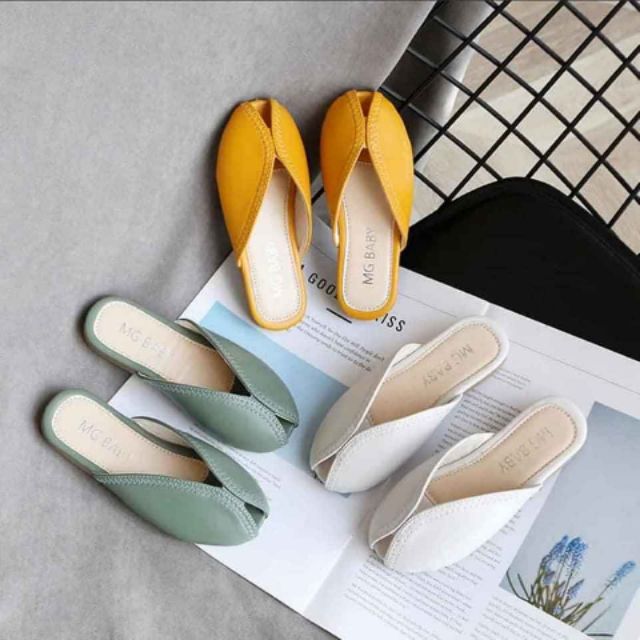 Sục bé gái siêu xinh
