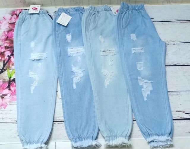 Combo 2 quần baggy jean tua rua họa tiết hình dán siêu cute( mẫu khách chọn ib hoặc shopee live)