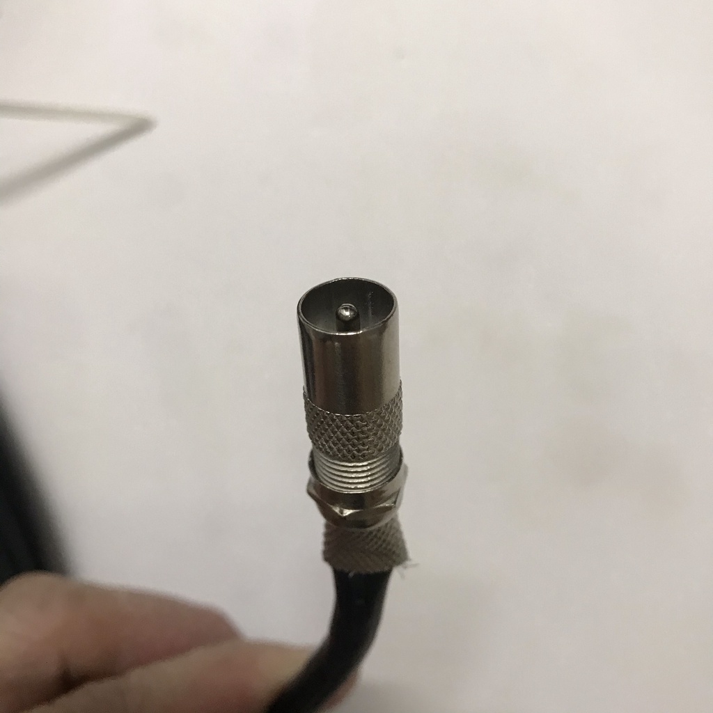 Anten Cho Tivi Và Đầu Thu Hỗ Trợ DVB-T2 Thiết Kế Tàu Bay Kèm Dây 15m