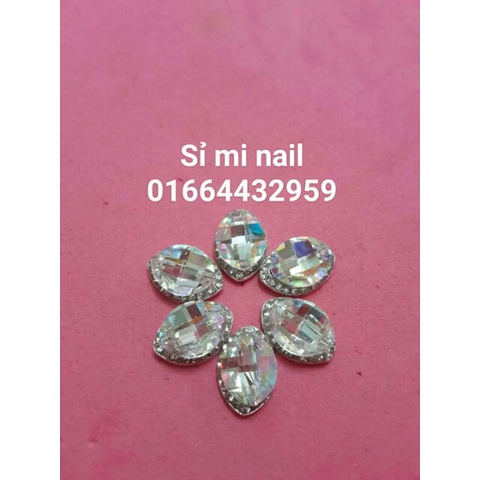 Khay đá hình gắn móng da dạng mẫu mã, ánh màu hàng đẹp.. các kiểu hình mẫu đối xứng cực Đẹp cực sang trọng