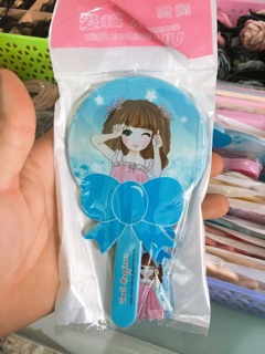Gương Dễ Thương Mini Kèm Lược
