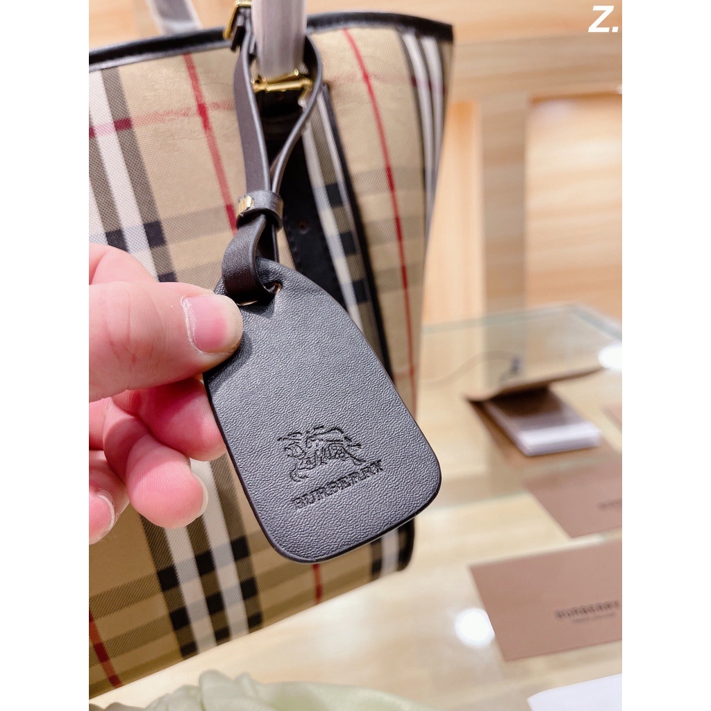 Túi Đeo Chéo Burberry Thời Trang Sang Trọng Cho Nam Nữ