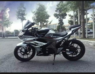 kính chắn gió GSX