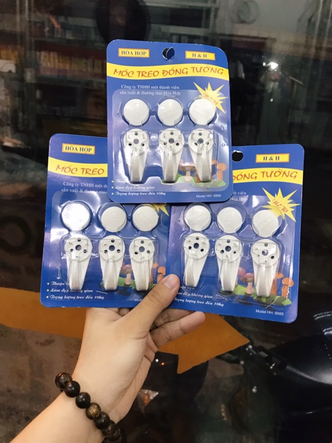 Vỉ 3 Móc đinh đóng tường chấu siêu chắc hoà hợp