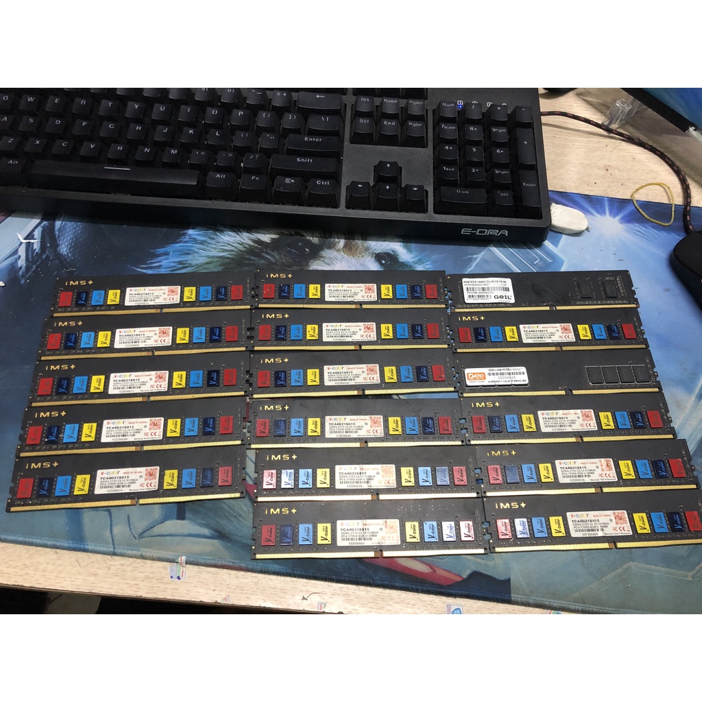 Ram máy tính DDR4 - Kingston  8GB Bus 2666 MHz Vclor 4Gb Bus 2133