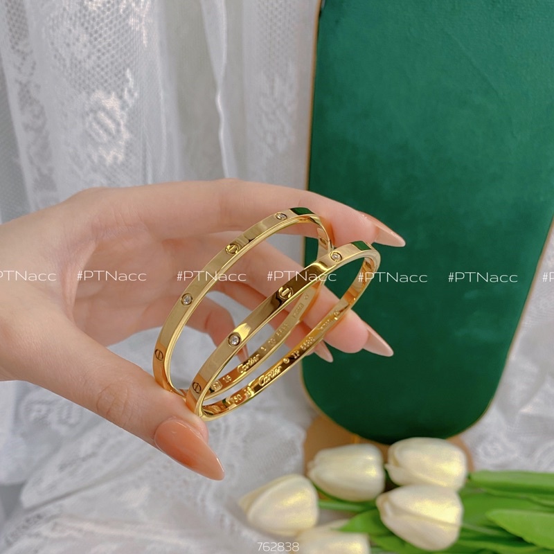 Vòng tay titan thương hiệu dáng mảnh cá tính đơn giản, dùng hằng ngày ko đen ko bay màu .PTNACC.
