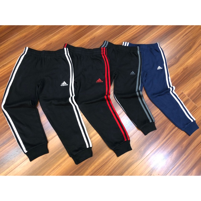 Quần jogger nỉ 3 sọc