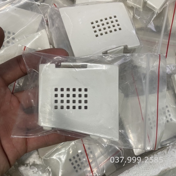 Nắp che bụi máy lọc khí sharp. Nắp che cảm biến bụi máy lọc khí sharp.