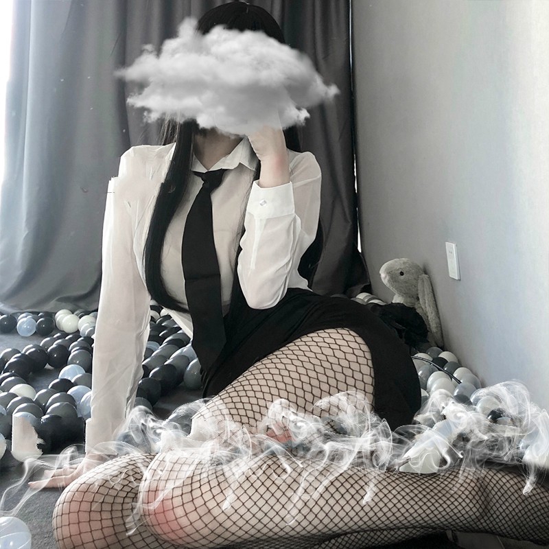 Đồng phục bóa trang gợi cảm độc đáo cho nữ