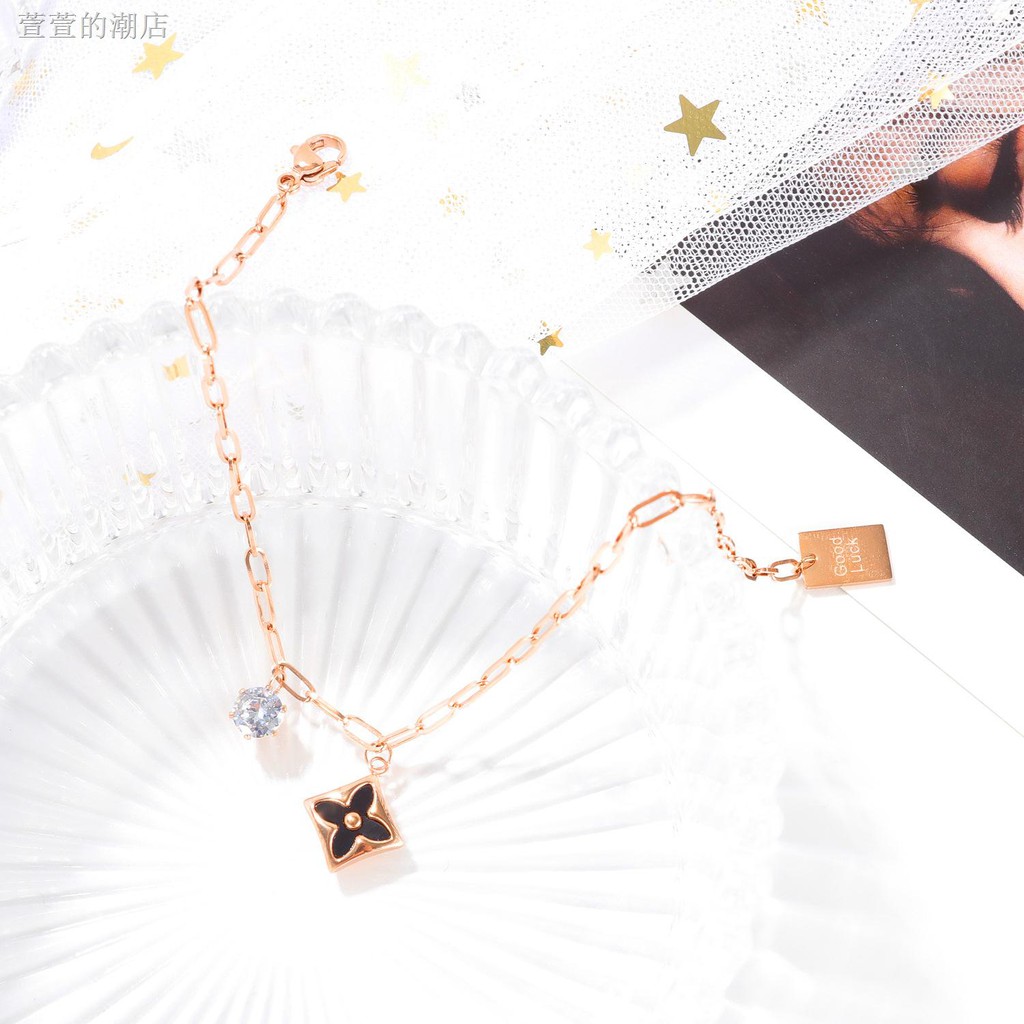 Lắc Chân Thép Titan Mặt Hoa 1111 | BigBuy360 - bigbuy360.vn