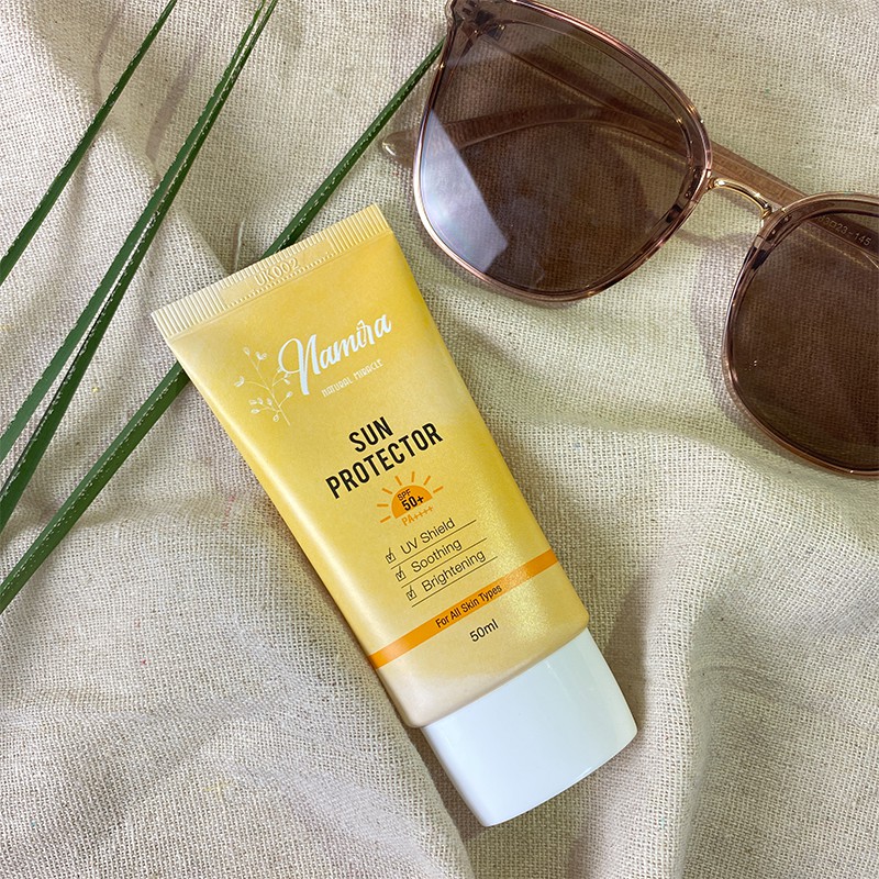 Kem Chống Nắng Kiềm Dầu Namira Sun Protector - Bảo Vệ Tối Đa SPF 50+, PA++++, Nâng Tông, Không Nhờn Rít 50ml | BigBuy360 - bigbuy360.vn