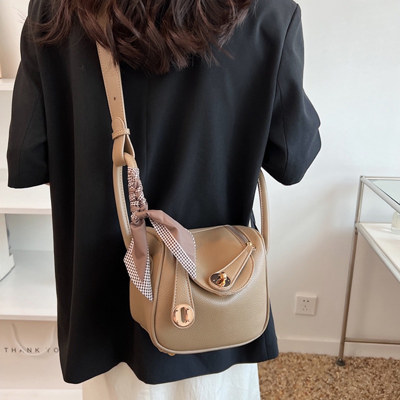 Túi Đeo Vai Bằng Lụa Màu Trơn Thời Trang Cho Nữ