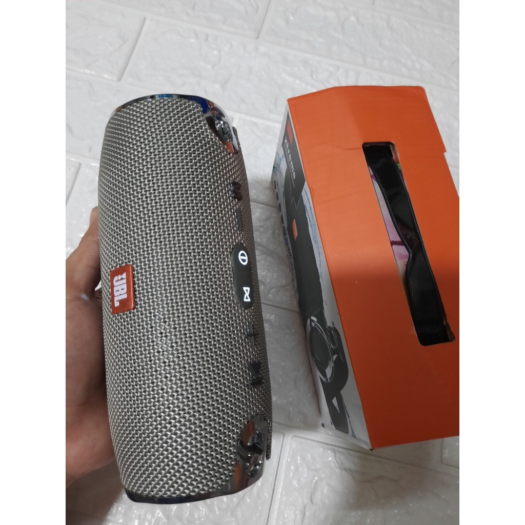 Loa Bluetooth Beetek Extreme 2,Siêu Bass,Siêu trầm, Chống nước,Có móc dây đeo,15h phát nhạc,Bảo hành 1 đổi 1 đến 3 tháng