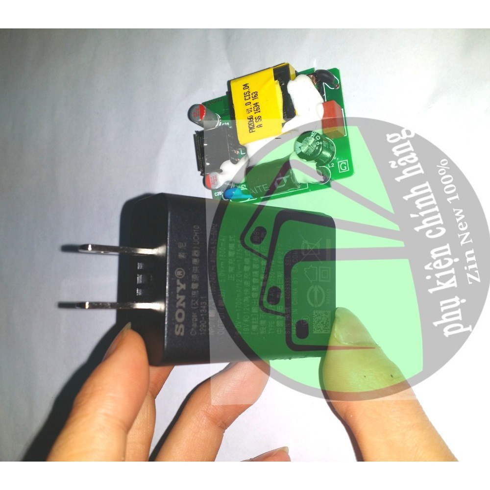 Củ sạc nhanh SONY UCH10 (QUICK CHARGE 2.0) - Chuẩn Zin Xịn - Nguyên SEAL