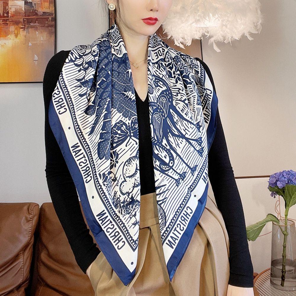 Khăn Choàng Lụa In Chữ Phong Cách Bohemian Sang Trọng