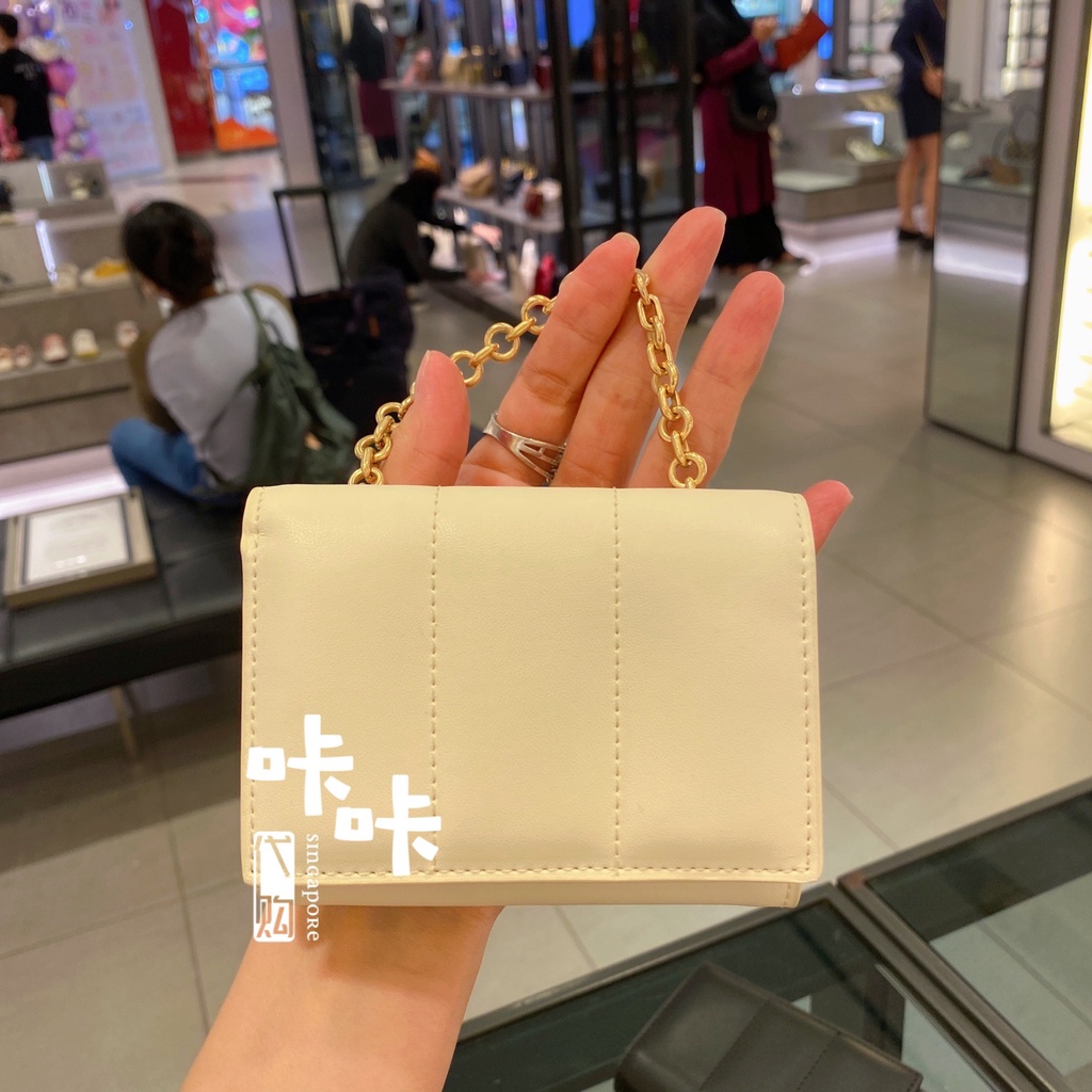 Túi Nữ Phong Cách Mới10770534 Ví Ngắn Cầm Tay Thiết Kế Dây Xích Nhồi Bông Cho Nữ