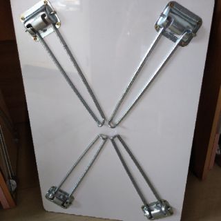 Bàn xếp vân gỗ chân sắt 40*60*28