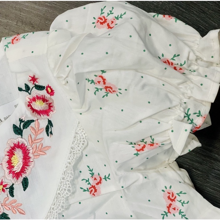 [deal hot] Váy đầm cho bé gái - Váy hoa hoạ tiết cổ xẻ thêu Zara siêu đẹp size 1-5t