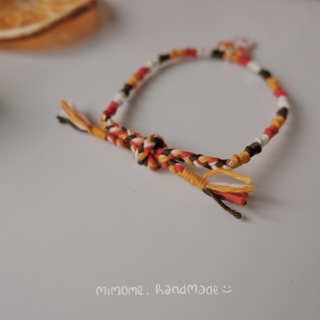 Vòng Giáng Sinh Xoắn Nhiều Màu