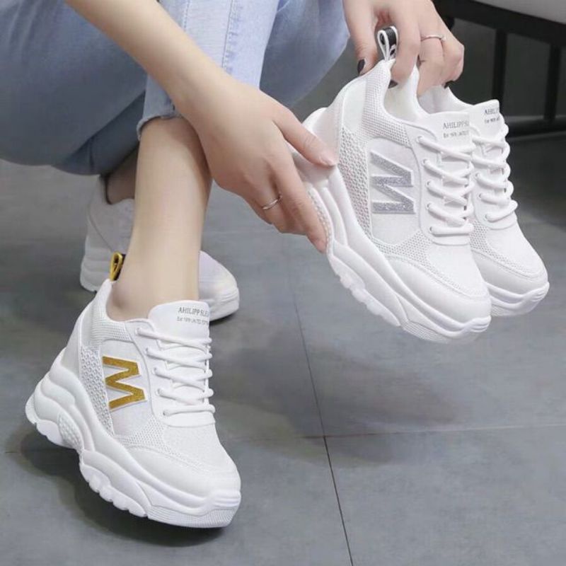 GIÀY SNEAKER NỮ, GIÀY THỂ THAO NỮ ĐỘN ĐẾ 7CM CHỮ M VẢI THOÁNG