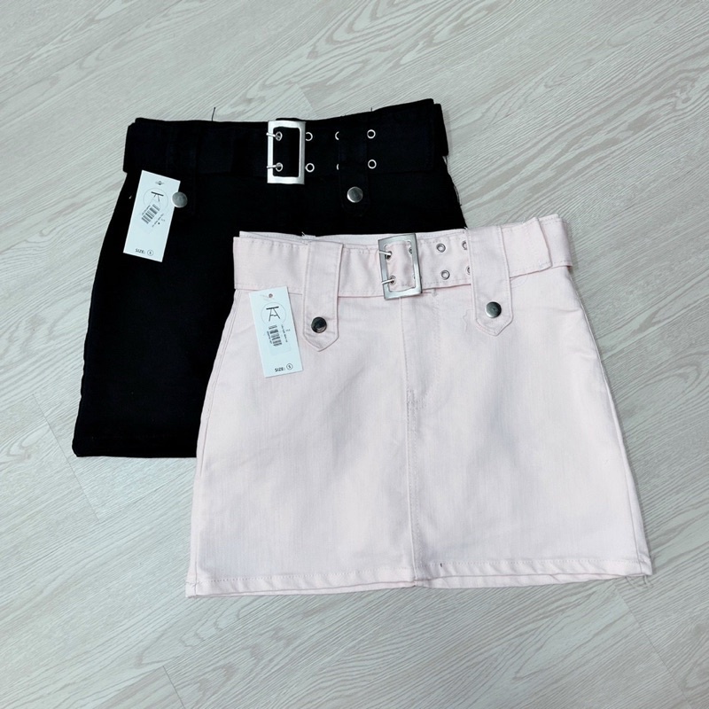 Chân Váy Kaki Dáng A Ngắn Phối Nịt Bản To Hot Trend