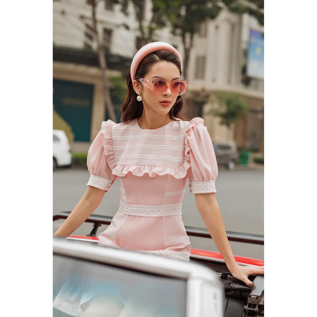 SÒ VINTAGE - SAKURA Đầm cổ tròn phối ren trắng xếp ly | BigBuy360 - bigbuy360.vn