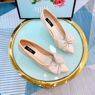 Giày bít mũi gót nhọn, có nơ xinh