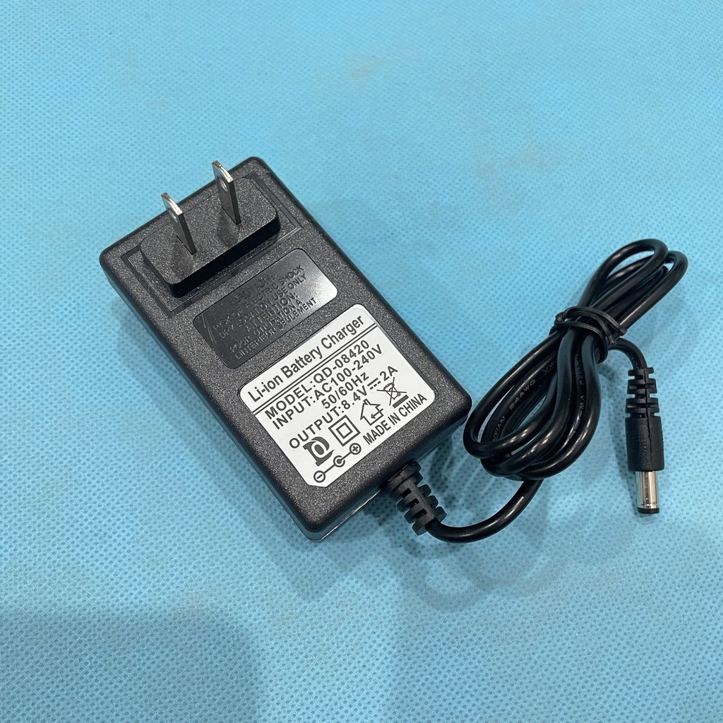 Nguồn 8.4v 2A sạc pin 2s