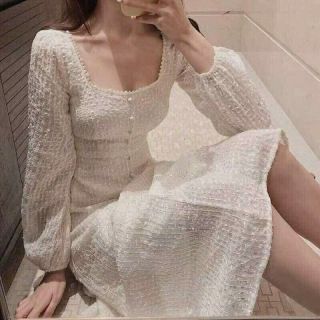 Váy đính Ngọc siêu hot các chị em mặc lên cực xinh