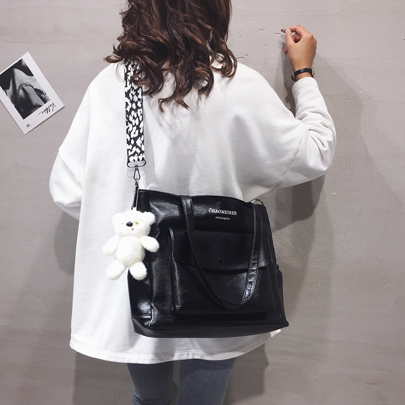 Túi xách tote IELGY da mềm sức chứa lớn đeo vai cầm tay thời trang Hàn Quốc 2021 cao cấp cho nữ