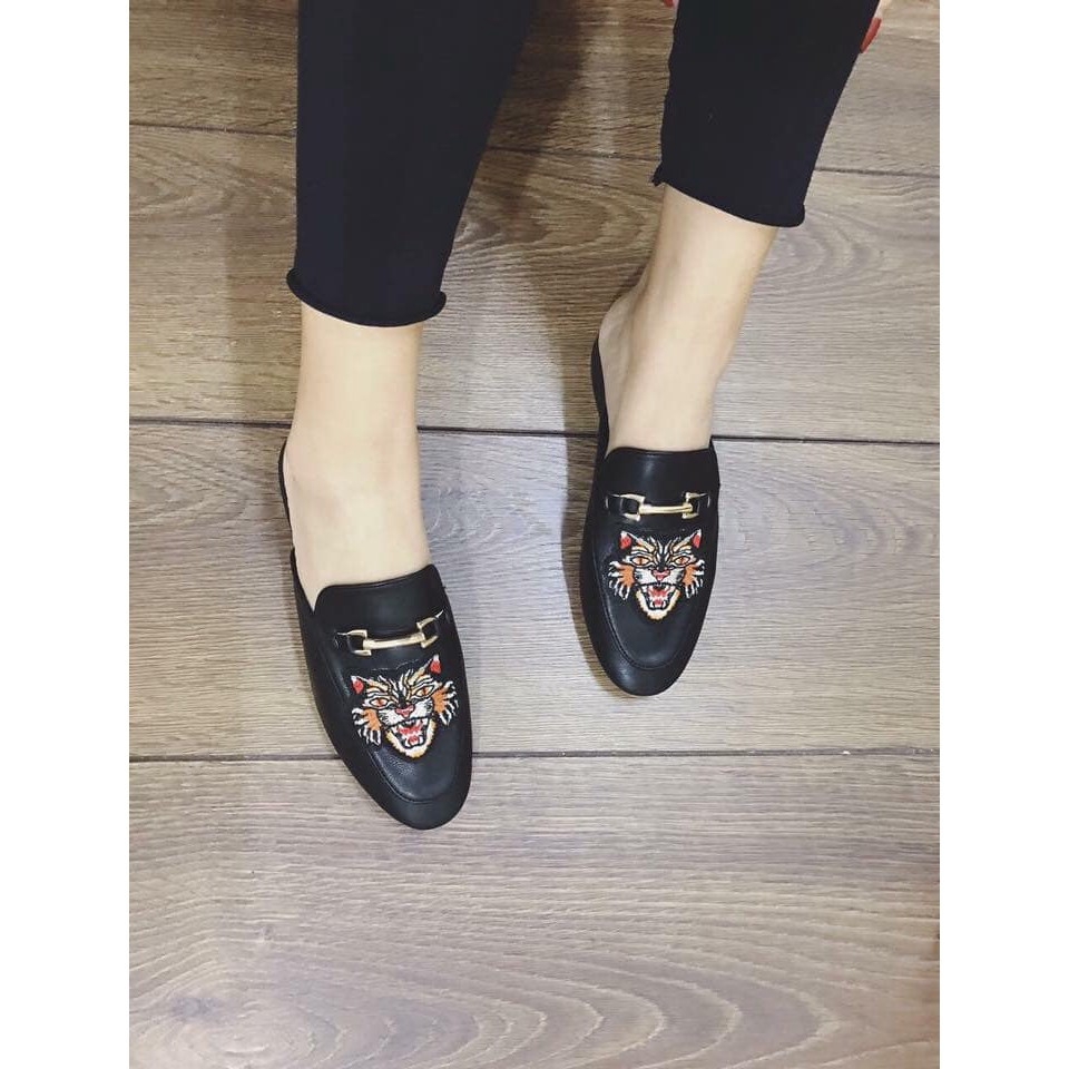 GIÀY SỤC HỌA TIẾT THÊU MẶT HỔ SIÊU HOT