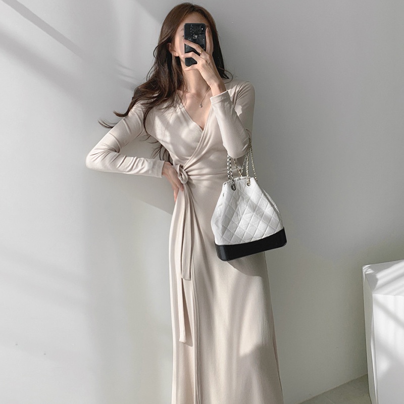 Đầm body cotton dài tay dáng dài đắp vạt xẻ tà tôn dáng nữ