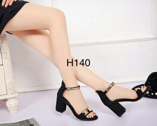 Giày đế vuông 7cm