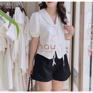 Set kaki phi áo trắng cột nơ quần short đen