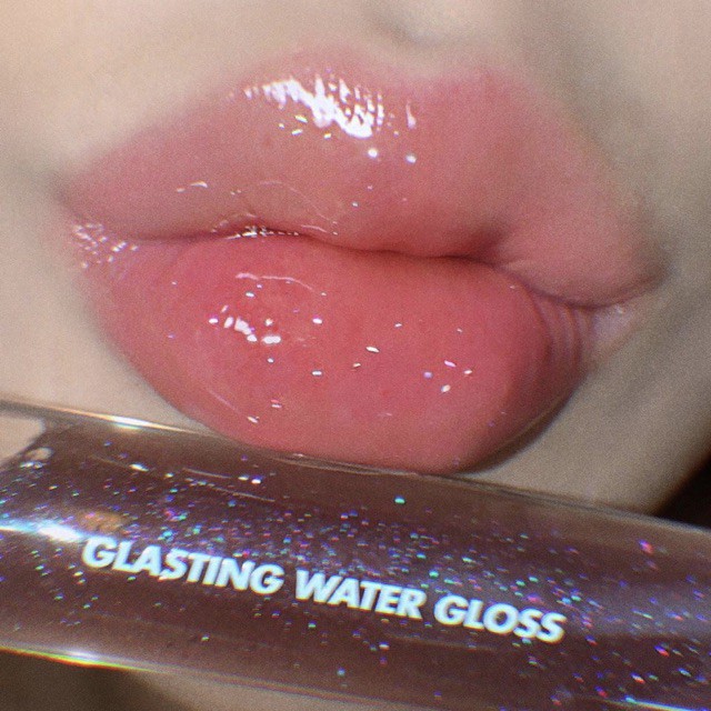 Son Tint Bóng Cho Đôi Môi Căng Mọng, Mịn Mượt Romand Glasting Water Gloss