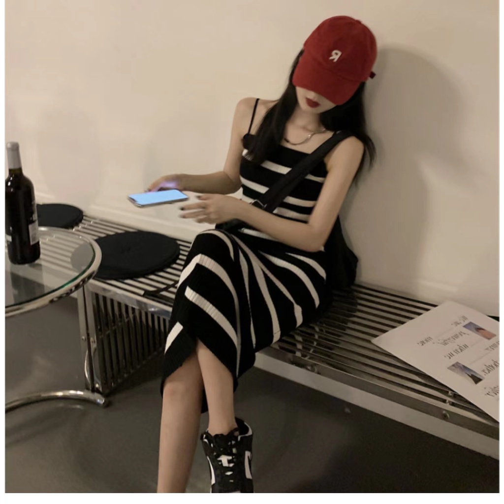 SUXI Đầm Midi Hai Dây Dệt Kim Họa Tiết Kẻ Sọc Trắng Đen Phong Cách Vintage Thời Trang Xuân Hè Dành Cho Nữ