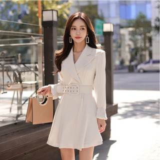 Đầm sơ mi trắng thanh lịch kèm thắt lưng