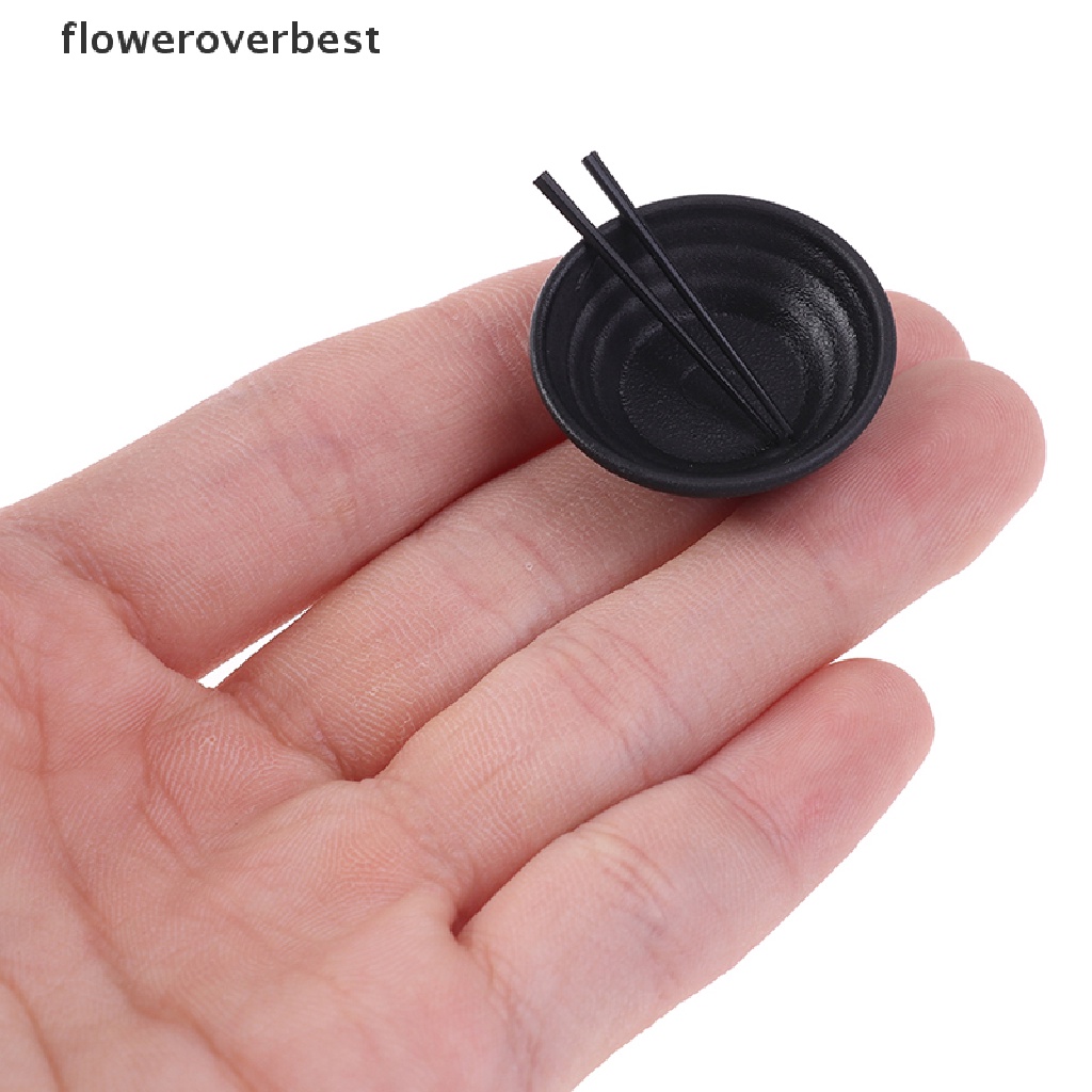 Bộ dụng cụ ăn uống mini gồm tô/ đũa/ mì cá viên trang trí nhà bếp cho nhà búp bê tỉ lệ 1/12