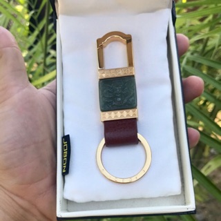 Móc khoá ôtô Jobon Gold Edition Ngọc Lục Bảo chạm rồng