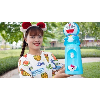 Bình nước mini doremon, hello kitty cao cấp 2 lít