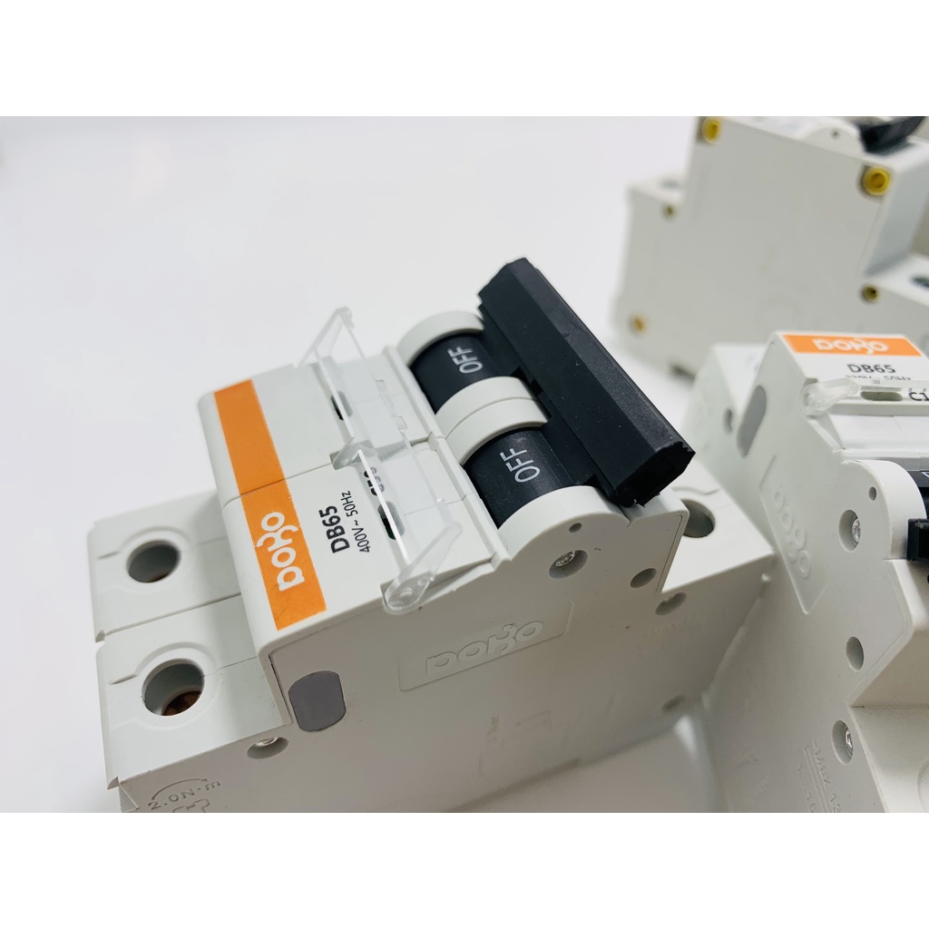 [HÀNG CHÍNH HÃNG] Cầu Dao Tự Động 3 Pha  220V - 380V  MCB 3P DOBO KOREA siêu nhạy  (Aptomat chống chập - quá tải)