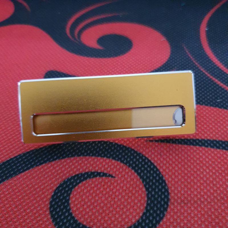 Phôi bảng tên nhân viên cao cấp - Thay tên