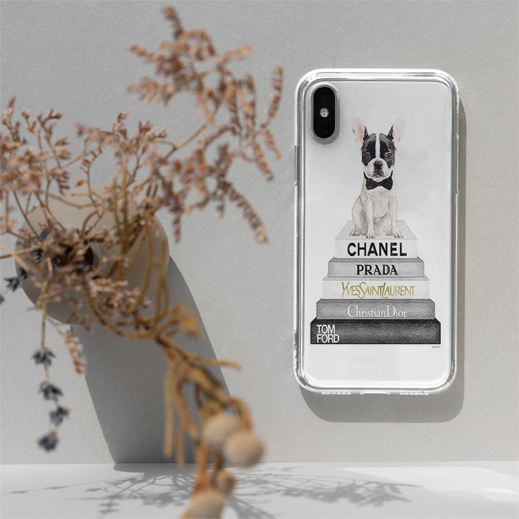 Ốp lưng Chú chó Chanel ngồi trên quyển sách cho Iphone 5 6 7 8 Plus 11 12 Pro Max X Xr BRD20210102