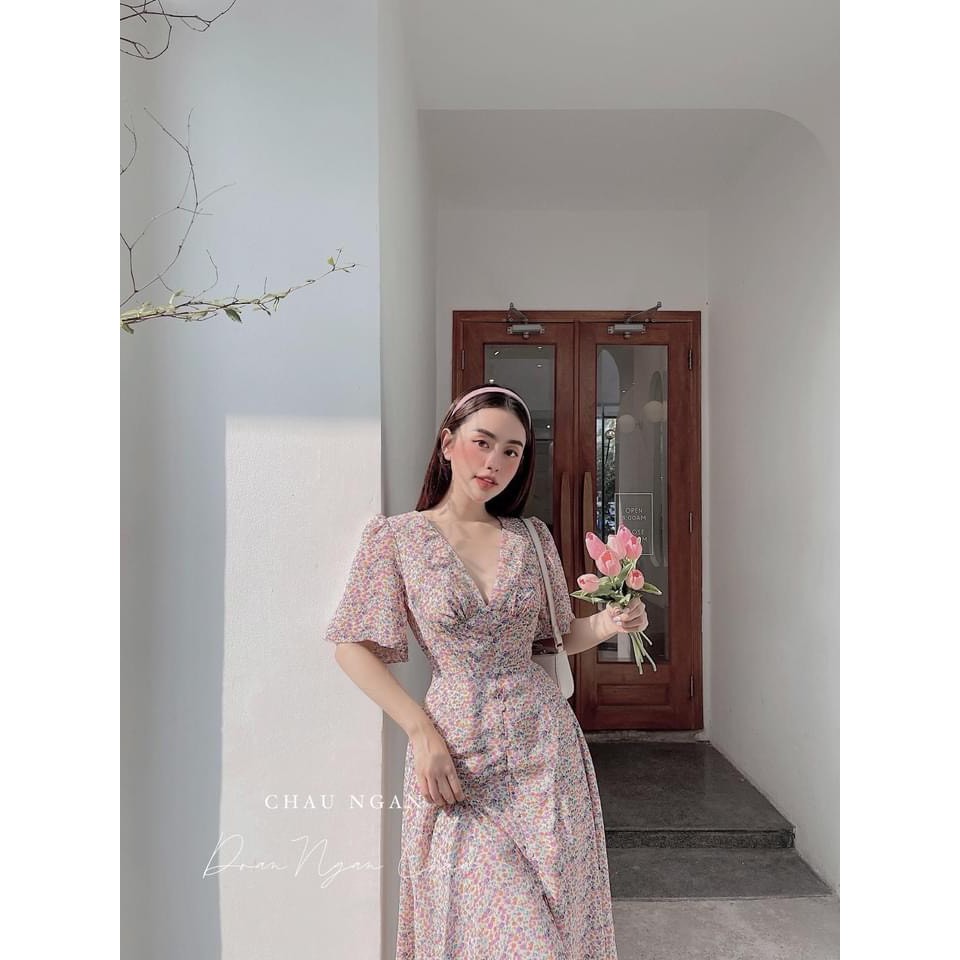 [Mã FAGREEN1505 giảm tới 30K đơn 99K] VÁY HOA NHÍ HỒNG CỔ V KHUY GIỮA TAY XÒE | BigBuy360 - bigbuy360.vn