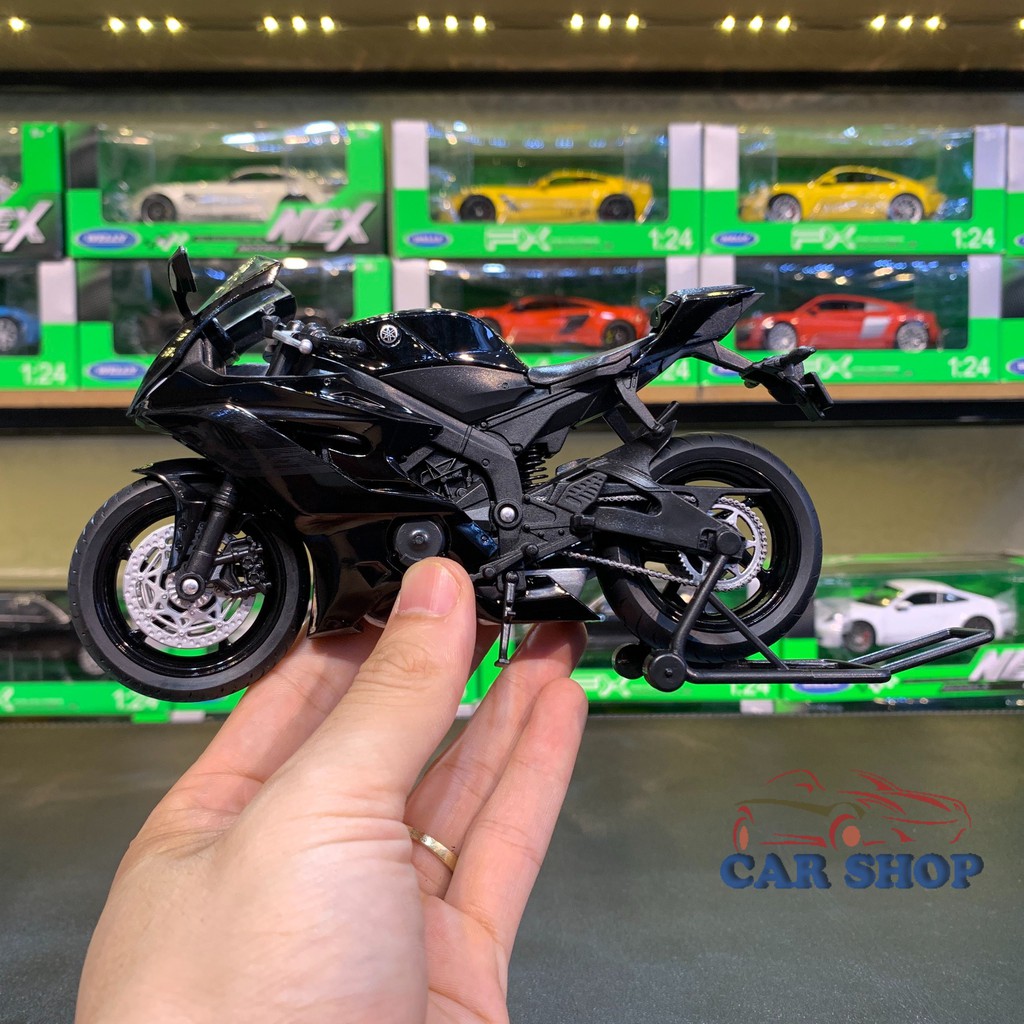 Xe mô hình mô tô YAMAHA YZF R6 2020 Tỉ Lệ 1:12 Hãng Welly có ben nâng trưng bày