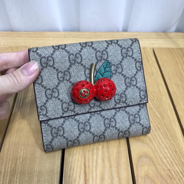 Ví Cherry