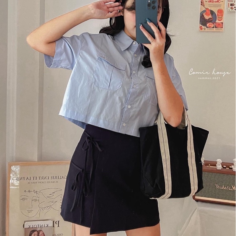 Set áo sơ mi croptop - chân váy dù | BigBuy360 - bigbuy360.vn