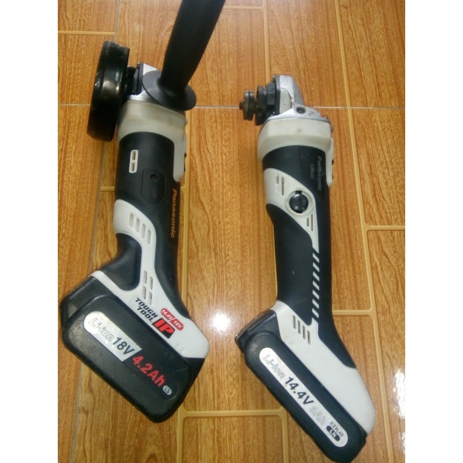 Máy mài góc dùng pin 14.4V PANASONIC EZ4640