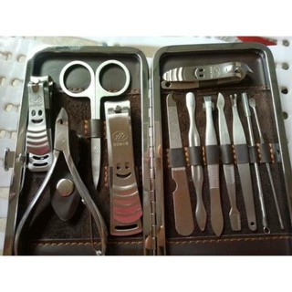 Bộ bấm cắt móng tay 12 món tiện dụng
